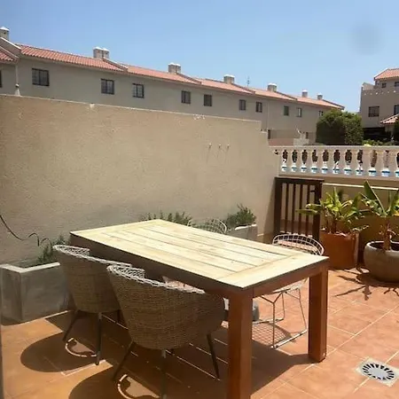 Pool House Mencey Ferienhaus *