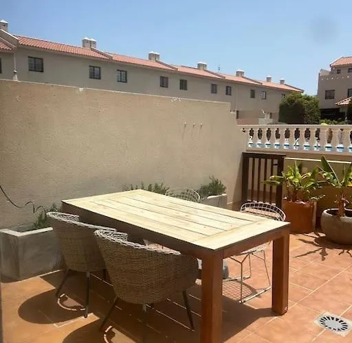 Pool House Mencey Vakantiehuis *